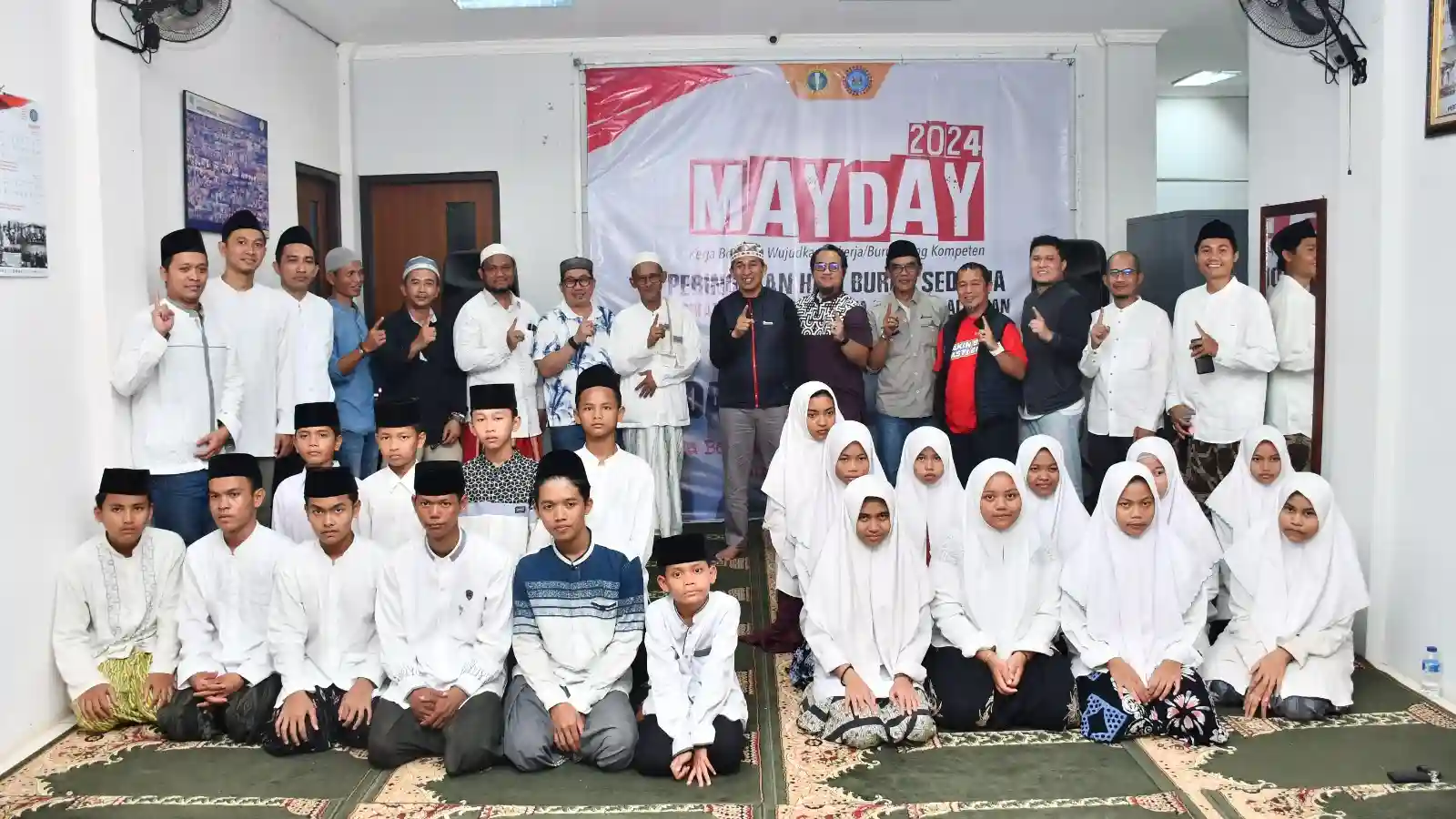 Sp Pertamina Balongan Gelar Peringatan May Day Di Pesantren