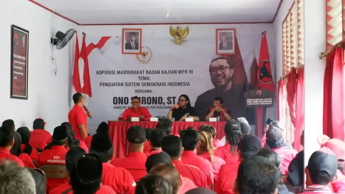 Ono Surono Sosialisasikan Penguatan Sistem Demokrasi Pancasila di Indramayu