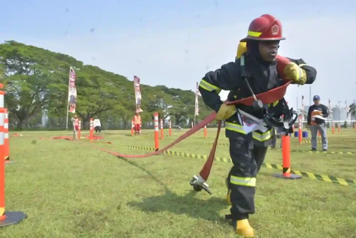 Kilang Balongan Gelar Kompetisi Fire Rescue