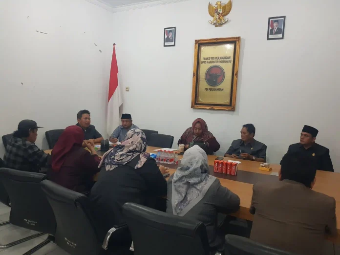 fraksi pdip dprd indramayu soroti 100 hari kerja pemkab indramayu