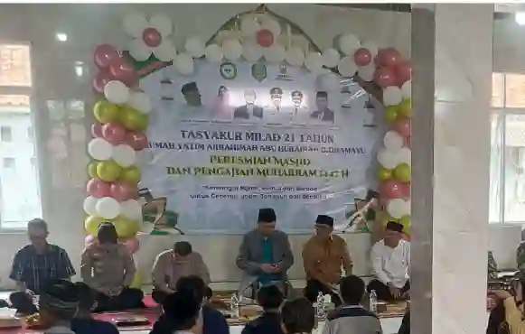 peresmian masjid rumah yatim