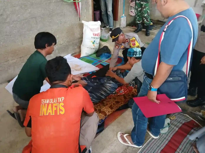 anak kecil tenggelam di sungai kedokanbunder