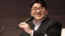 Attachment for Setelah Terlibat Kasus, Bang Si Hyuk Dilarang Keluar Negeri oleh Polisi Seoul