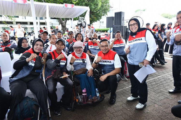 Ribuan Pemotor Senang Dapat Oli Gratis, Driver Ojol: Terasa Seperti Diberi Semangat Baru!