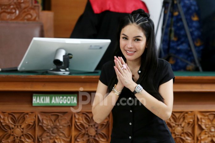 Attachment for 3 Berita Artis Paling Heboh: Tiara Minta Hukuman Berat, Vonis Nikita Mirzani 6 Tahun