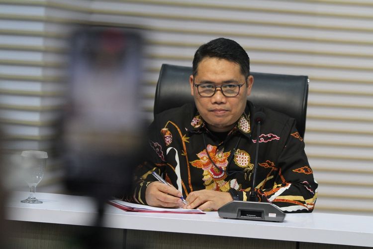 OTT di Hulu Sungai Utara, KPK Tetapkan Kajari dan Dua Anak Buah Jadi Tersangka, Satu Buron