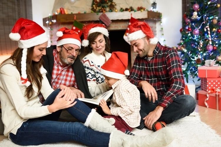 Libur Natal Seru di Rumah: 10 Aktivitas Keluarga Menyenangkan