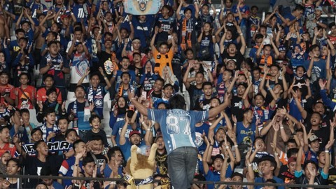 Arema FC kalah di 6 laga kandang, Aremania marah luar biasa
