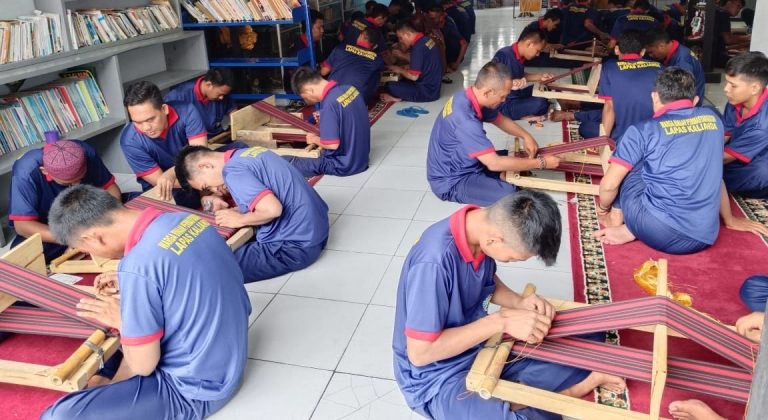 BNNK Lamsel Bantu Lapas Kalianda Rehabilitasi 60 WBP