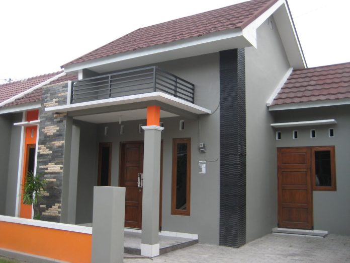 Attachment for Rumah 10 Keluarga Terancam Hancur Akibat Longsor di Salukatambi Mamasa