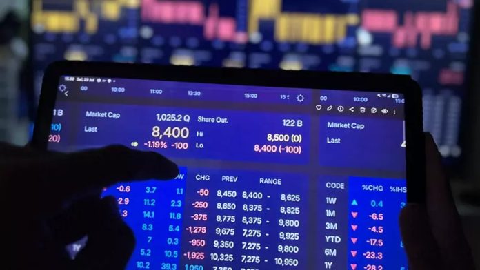 Asing Lepas Saham Unggulan, IHSG Tetap Menguat di Akhir Perdagangan