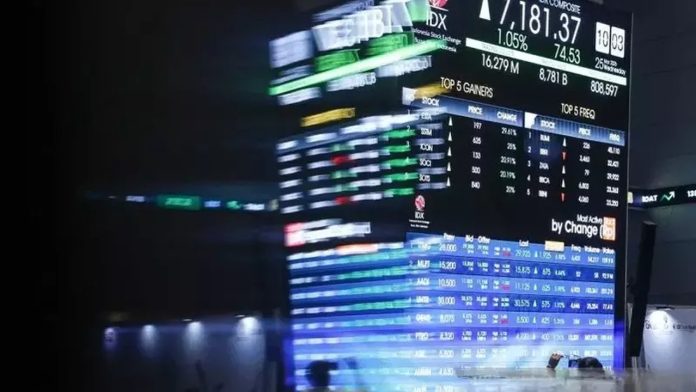 Rekomendasi Saham Jumat Ini: INET, BUMI, dan SSIA Berpotensi Menguat Rekomendasi Saham Jumat Ini: INET, BUMI, dan SSIA Berpotensi Menguat