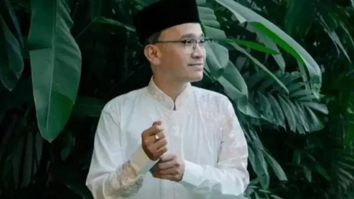 Ruben Onsu Segera Diperiksa Polisi Usai Jadi Tersangka Kasus Investasi Ruben Onsu Segera Diperiksa Polisi Usai Jadi Tersangka Kasus Investasi