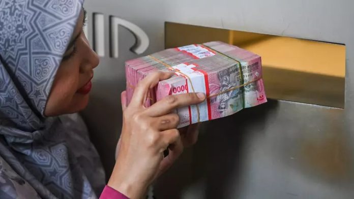Uang Beredar dalam Arti Luas Melonjak 8,3% di Juli 2026 Uang Beredar dalam Arti Luas Melonjak 8,3% di Juli 2026